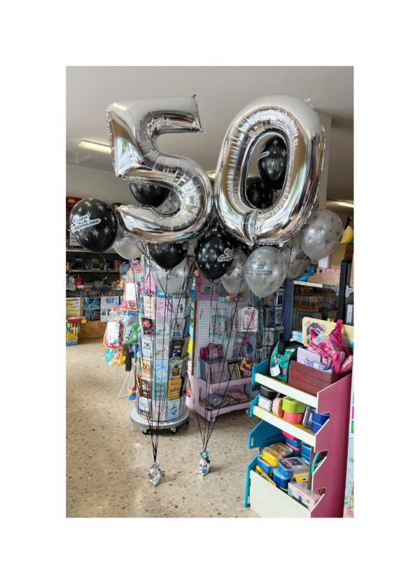 Numero 50 e bouquet di palloncini - immagine 3